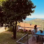 Al Castello Valeriano Lunense