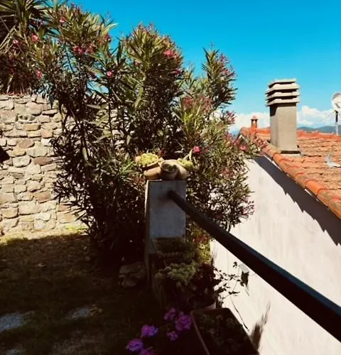 Al Castello Valeriano Lunense